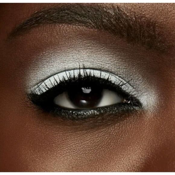 MAC Pro Longwear Paint Pot SINK TO A WHISPER Full Size 0.17 oz NIB Authentic - Picture 4 of 6